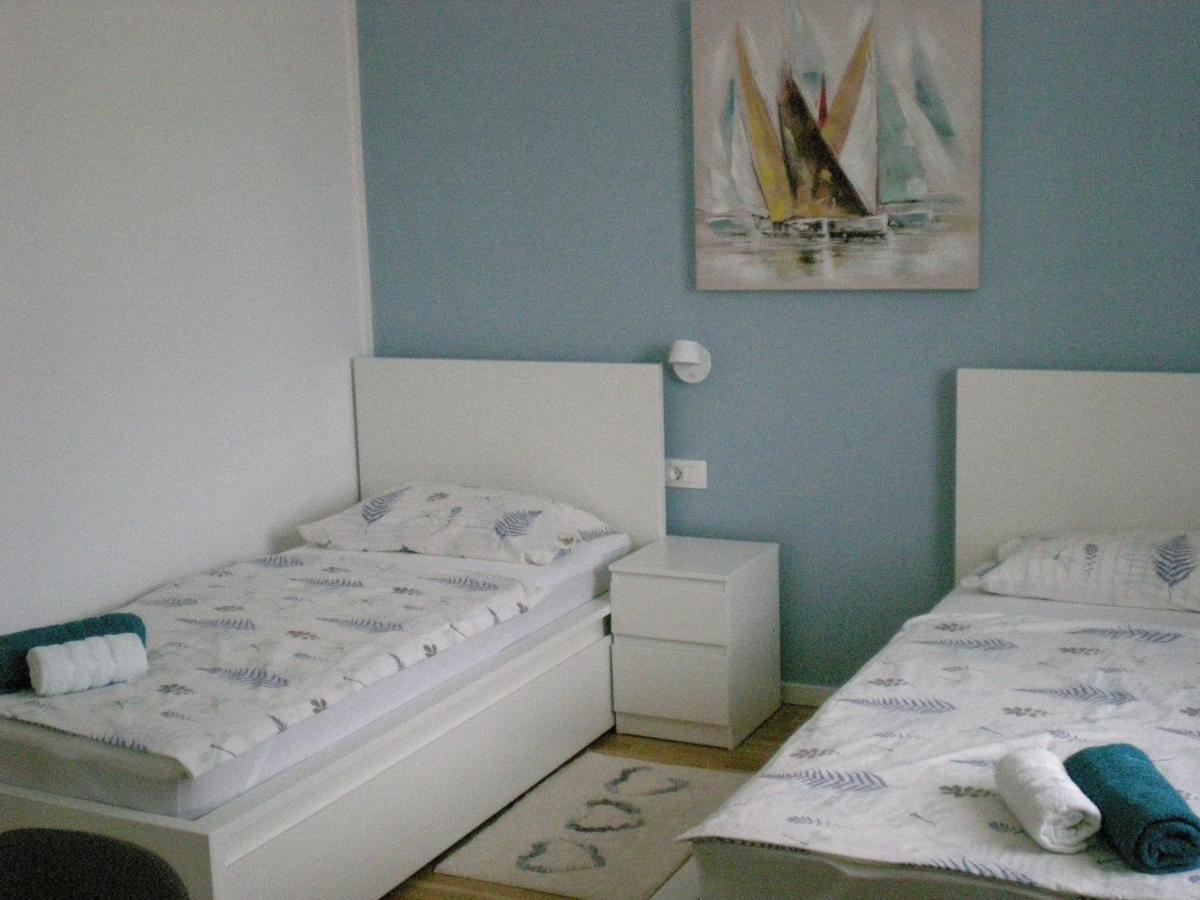Vila Dubravka - Schoen Und Komfortabel Inmitten Von Olivenbaeumen Und Weinbergen Mit Whirlpool Valtura Exterior foto