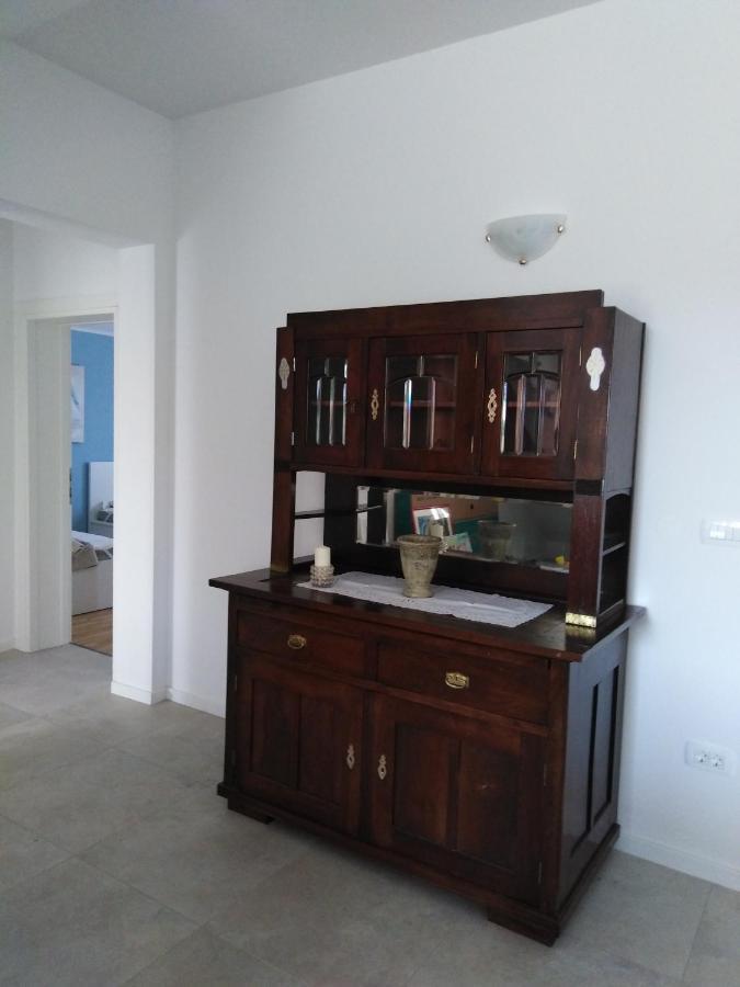 Vila Dubravka - Schoen Und Komfortabel Inmitten Von Olivenbaeumen Und Weinbergen Mit Whirlpool Valtura Exterior foto