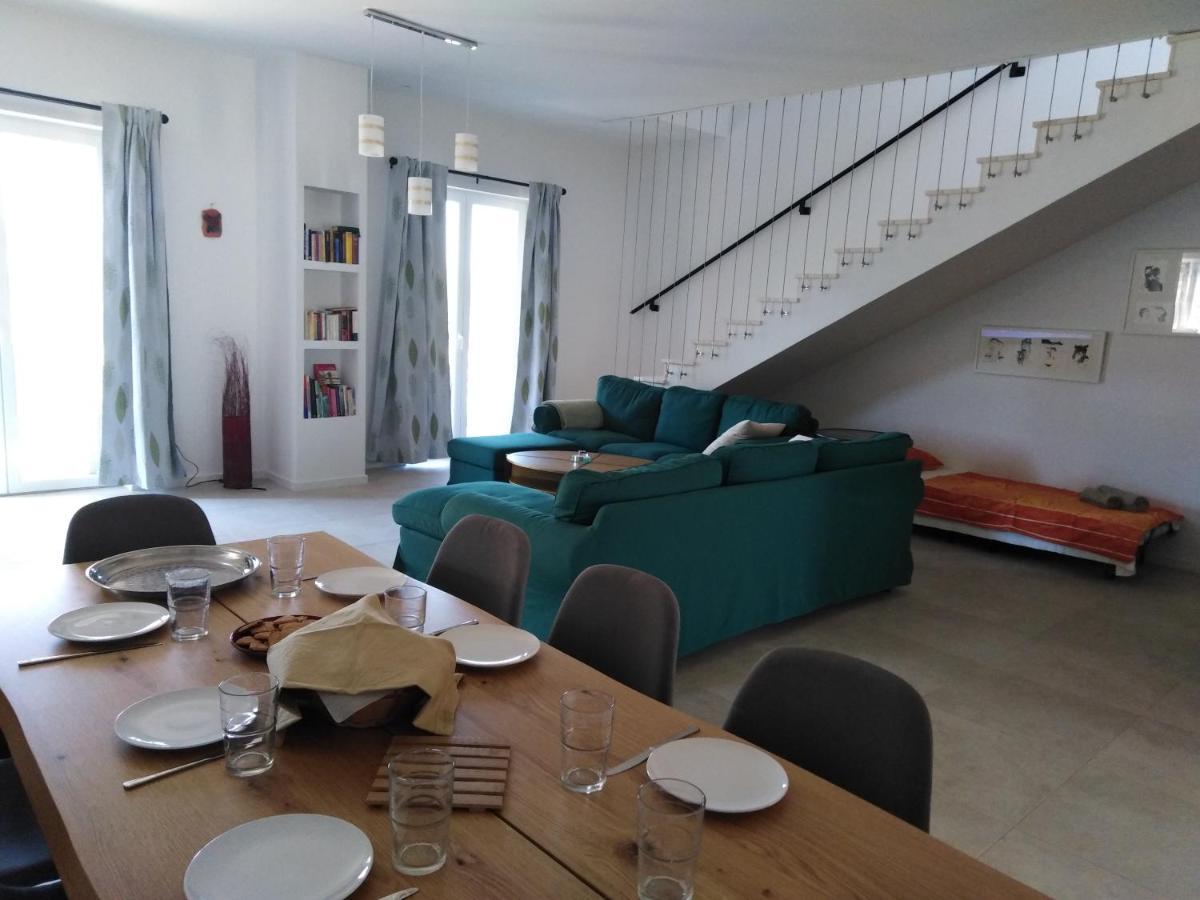 Vila Dubravka - Schoen Und Komfortabel Inmitten Von Olivenbaeumen Und Weinbergen Mit Whirlpool Valtura Exterior foto