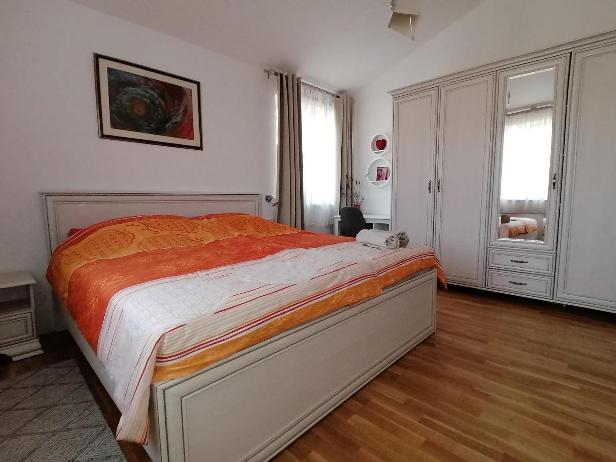Vila Dubravka - Schoen Und Komfortabel Inmitten Von Olivenbaeumen Und Weinbergen Mit Whirlpool Valtura Exterior foto